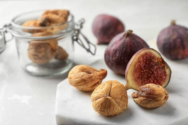 تصویر 4 از قیمت خرید انجیر خشک قرمز + فروش ویژه